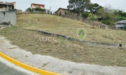 Terreno à venda em Jacareí-SP, no bairro Jardim Santo Antônio da Boa Vista, com 180m² de área. Aproveite!