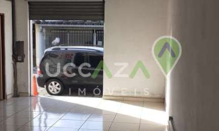 Excelente oportunidade de ponto comercial para locação na Vila Martinez em Jacareí-SP: 1 sala, 55,00 m² de área!