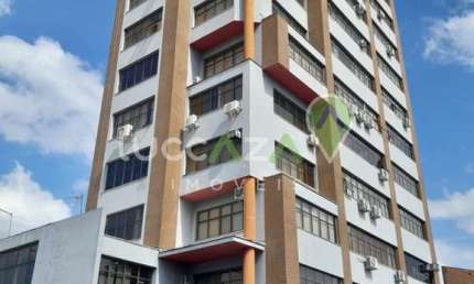 Excelente oportunidade: Sala comercial no Centro de Jacareí-SP, 1 sala, 1 vaga de garagem, 47,69m²! Venda ou locação!