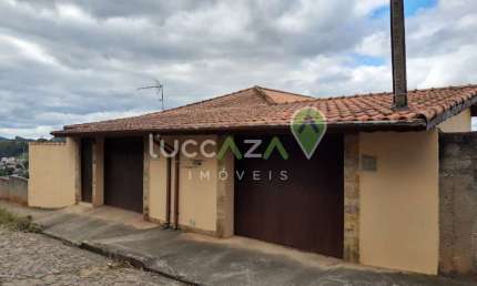 Casa com 3 quartos à venda na Rua Dr Jarbas de Queiroz Pereira, 22, Jardim São José, Santa Branca, 195 m2 por R$ 530.000