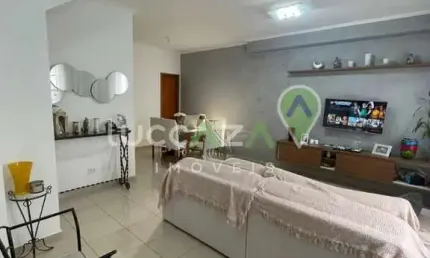 Casa em Condomínio no Jardim Primavera, Jacareí-SP: 03 Quartos, 1 Suíte, 2 Vagas - Venda ou Locação!