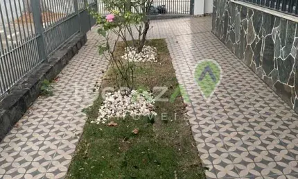 Casa com 3 quartos à venda na Rua Celso Moreira de Almeida, 183, Parque Brasil, Jacareí por R$ 1.350.000