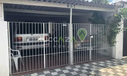 Imperdível oportunidade: Casa à venda em Jacareí-SP, Jardim Flórida! 2 quartos, 1 sala, 1 vaga de garagem, 92m².
