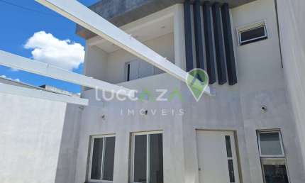 Imperdível casa à venda em Jacareí-SP, Loteamento Villa Branca: 3 quartos, 1 suíte, 3 salas, 3 banheiros, 4 vagas, 231,17 m².