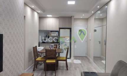 Apartamento à venda em Jacareí-SP, no Jardim Califórnia: 2 quartos, 1 suíte, 1 sala, 1 banheiro, 1 vaga de garagem, 64m².