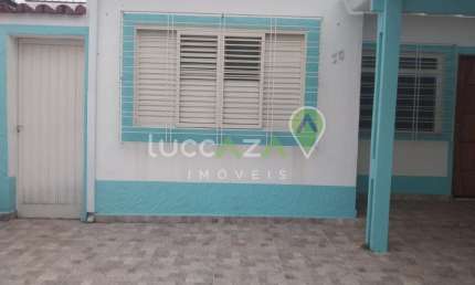 Aluguel de Casa Impecável com 2 Quartos e 2 Banheiros no Parque Itamarati - Jacareí-SP