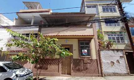 Casa com 4 quartos à venda na Rua Sousa Franco, Vila Isabel, Rio de Janeiro, 238 m2 por R$ 540.000