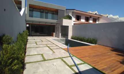 Casa em condomínio fechado com 5 quartos à venda na Rua Ivaldo Azambuja, Barra da Tijuca, Rio de Janeiro, 360 m2 por R$ 4.200.000