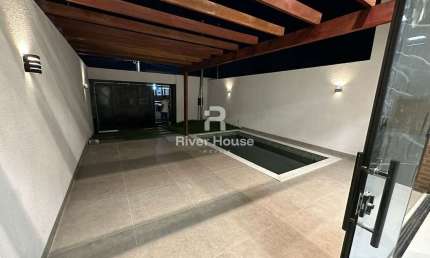 Casa Terrea à venda, sendo  113 m², Localizada no Bairro Jardim Universitário, Cuiabá, MT