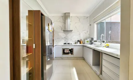 Casa com 3 Quartos, 1 Suíte, 119m² de Área Privativa, À Venda no Terra Bonita