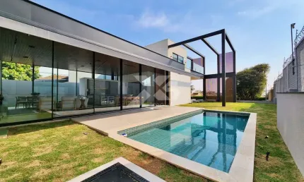 Pitanguá - PITANGUÁ - Casa à venda na zona sul com 3 suítes, piscina e 742m2 de terreno