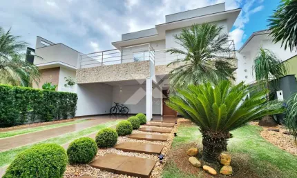 Golden Hill - GOLDEN HILL RESIDENCE - Casa à venda com 3 quartos, 4 banheiros, 4 vagas e piscina