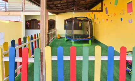 Casa em lote de 360m² com 2 residências independentes – itapoã