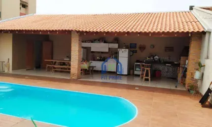 Casa com 3 dormitórios à venda, 245 m² por R$ 550.000,00 - Jardim Residencial Vetorasso - São José do Rio Preto/SP