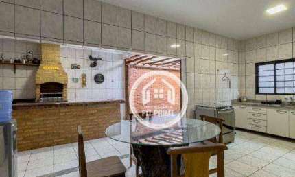 Casa com 3 dormitórios à venda, 212 m² por R$ 630.000 - Jardim Vitória Régia - São José do Rio Preto/SP