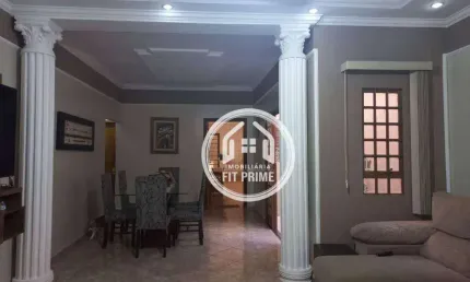 Casa com 3 dormitórios à venda, 234 m² por R$ 650.000,00 - Jardim Urupês - São José do Rio Preto/SP