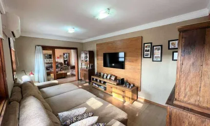 Casa com 5 dormitórios à venda, 2000 m² por R$ 2.335.000 - Parque Dom Henrique - Cotia/SP