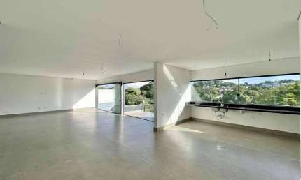 Casa com 4 dormitórios, 4 suítes à venda, 500 m² por R$ 3.140.000 - Granja Viana - Cotia/SP