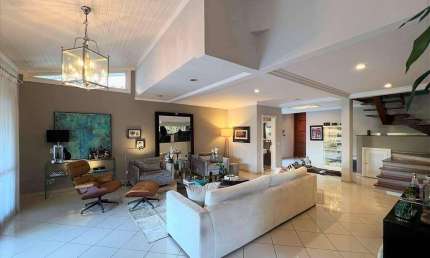 Casa com 4 dormitórios, 4 suítes à venda, 828 m² por R$ 2.799.000 - Granja Viana - Cotia/SP