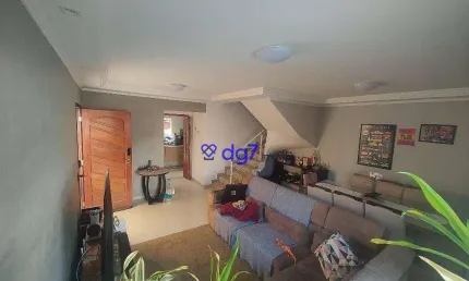 Casa com 3 dormitórios à venda, 188 m² por R$ 850.000 - Granja Viana - Cotia/SP