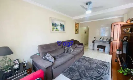 Casa espaçosa e bem iluminada com vista incrível de todas as janelas!