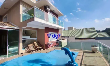 Sobrado com 3 dormitórios à venda, 211 m² - Parque Rincão - Cotia/SP