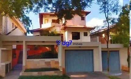 Sobrado Parque dos Príncipes 5 dormitórios e 5 vagas, 343 metros