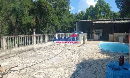 Chácara / sítio com 2 quartos à venda na Zona Rural, Santa Branca  por R$ 340.000