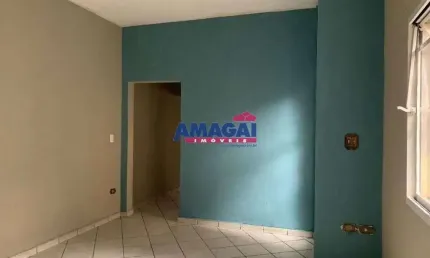 Casa com 2 quartos à venda no centro, jacareí  por r$ 680.000