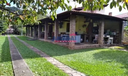 Chácara / sítio com 2 quartos à venda no São Silvestre, Jacareí  por R$ 750.000
