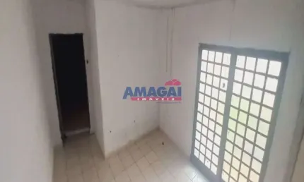 Casa com 2 quartos à venda no Jardim Didinha, Jacareí  por R$ 350.000