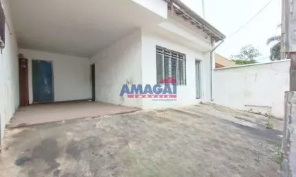 Casa com 2 quartos à venda no Jardim Jacinto, Jacareí  por R$ 280.000