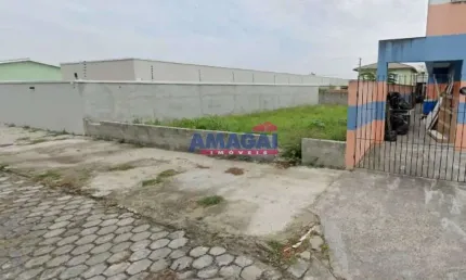 Terreno à venda no Jardim Santa Maria, Jacareí  por R$ 380.000