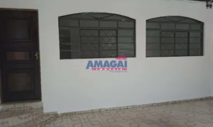 Casa com 3 quartos à venda no conjunto são benedito, jacareí  por r$ 299.999