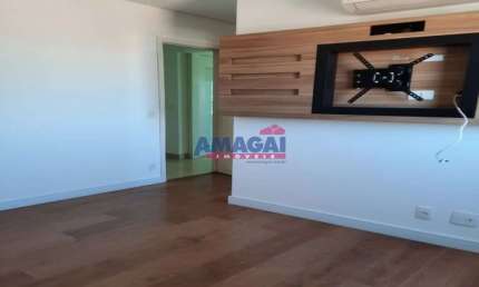 Apartamento com 3 quartos para alugar no Jardim Paraíba, Jacareí  por R$ 3.800