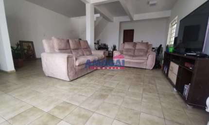Casa com 3 quartos à venda no Residencial São Paulo, Jacareí  por R$ 400.000