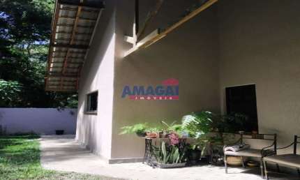 Casa com 3 quartos à venda na Zona Rural, Campos do Jordão  por R$ 950.000