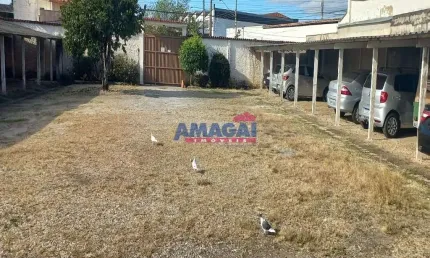 Terreno à venda no Jardim Esper, Jacareí  por R$ 2.500.000
