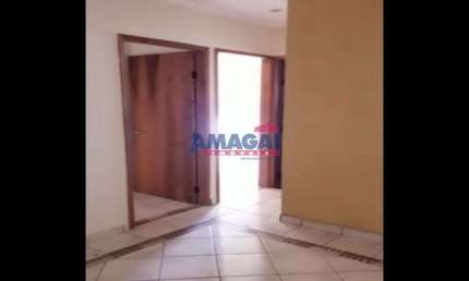 Apartamento com 2 quartos à venda no Jardim Califórnia, Jacareí  por R$ 220.000