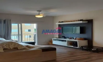 Apartamento com 3 quartos à venda no Jardim Santa Maria, Jacareí  por R$ 400.000