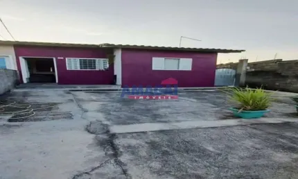 Casa com 2 quartos à venda no Parque dos Príncipes, Jacareí  por R$ 240.000