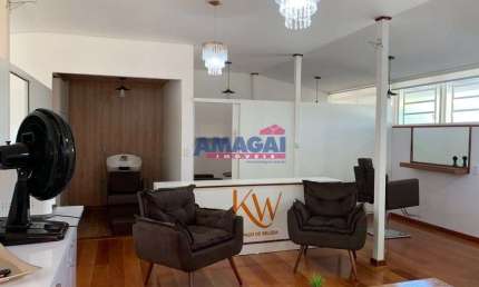 Sala comercial para alugar no Jardim Satélite, São José dos Campos  por R$ 3.000