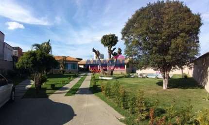 Casa com 3 quartos à venda no Jardim Jacinto, Jacareí  por R$ 2.499.000