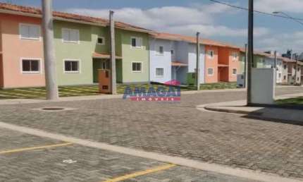 Casa em condomínio fechado com 2 quartos para alugar no Jardim Paulista, São José dos Campos  por R$ 2.200