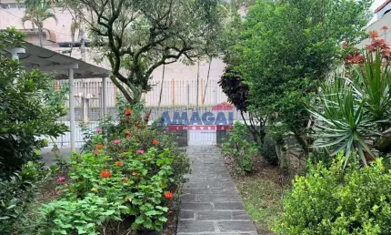 Casa com 3 quartos à venda no jardim jacinto, jacareí  por r$ 670.000