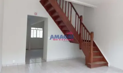 Casa com 2 quartos à venda no centro, jacareí  por r$ 430.000
