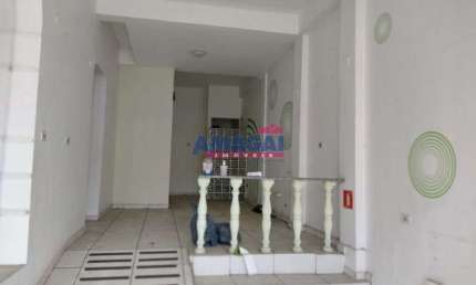 Sala comercial para alugar no Centro, Jacareí  por R$ 1.200