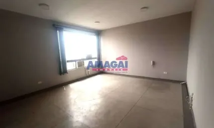 Sala comercial para alugar no Centro, Jacareí  por R$ 1.000