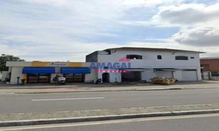 Sala comercial à venda no Indaiá, Caraguatatuba  por R$ 7.000.000