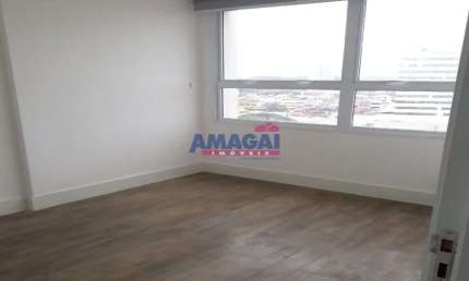 Sala comercial à venda no Centro, Jacareí  por R$ 390.000
